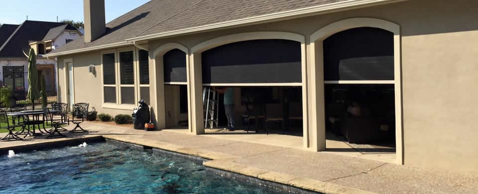 Motorized exterior patio shades on a Florida lanai